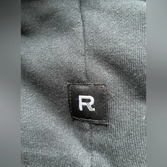 💥💥 RICHER POORER FRENCH TERRY NAVY RAGLAN SLEEVE SWEATSHIRT SIZE LARGE - Picture 3 of 6